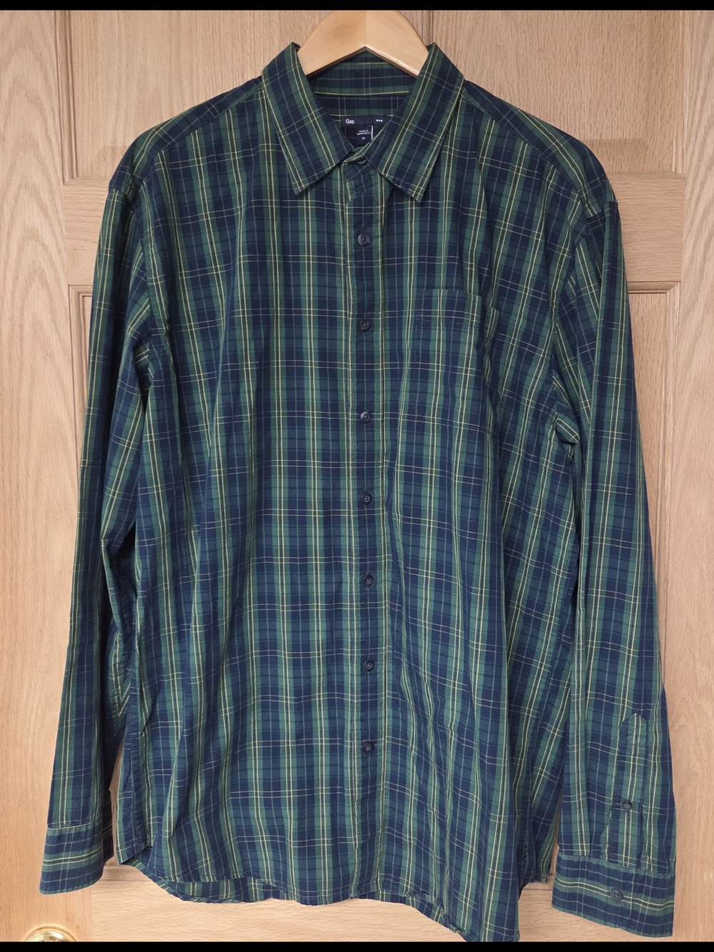 GAP Green and Navy Plaid Button-Down Shirt XL